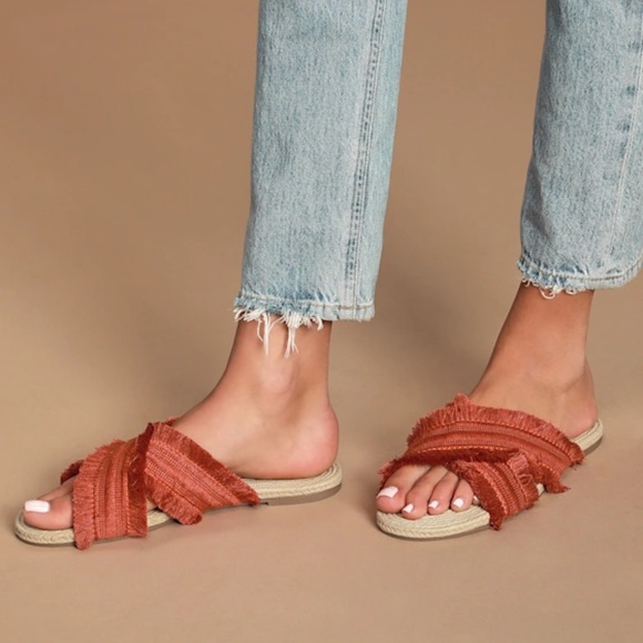 Crevo Shoes - crevo woven cross strap slide sandals